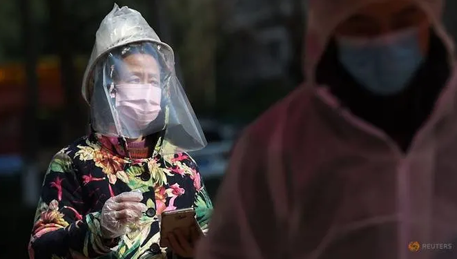 Ask the experts: Could warmer weather really help contain COVID-19? ask the experts could warmer weather really help contain covid 19