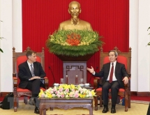 party leader emphasizes importance of personnel issues at 13th national party congress