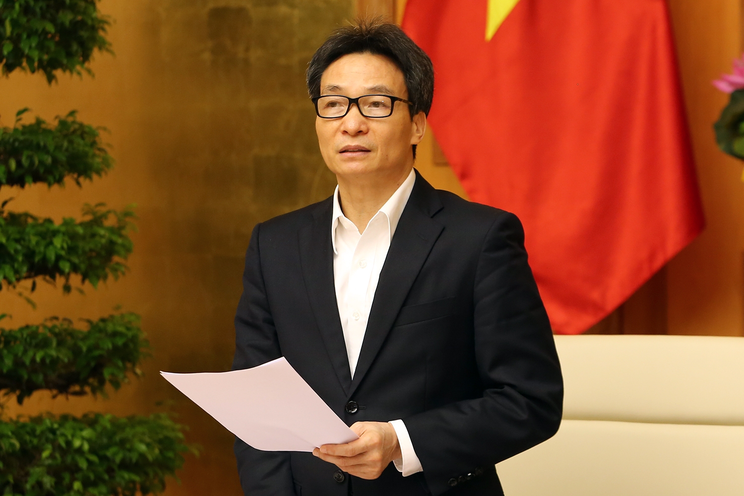 Deputy PM: COVID-19 clusters in Hai Duong and Quang Ninh basically put under control Deputy PM: COVID 19 clusters in Hai Duong and Quang Ninh basically put under control