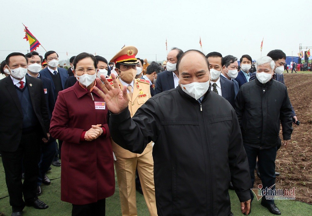 State President Attends Traditional New Year Ploughing Festival in Ha Nam State President Attends Traditional New Year Ploughing Festival in Ha Nam