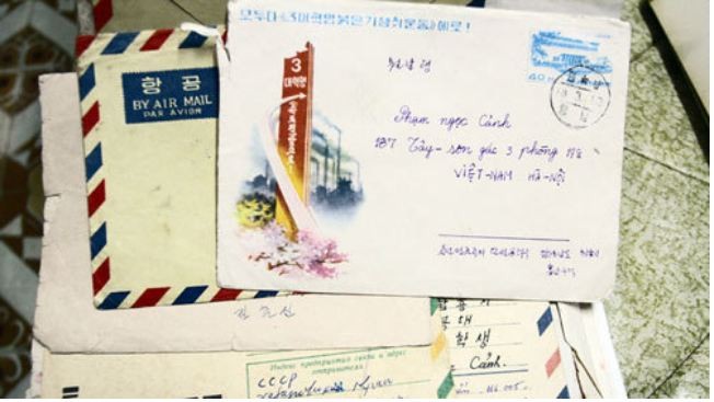 Vietnam-North Korean Couple Wait 3 Decades To Marry, Even the State President Helps Them Vietnam-North Korean Couple Wait 3 Decades To Marry, Even the State President Helps Them