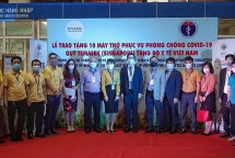 singaporean pm congratulates vietnam on successfully handling covid 19 pandemic