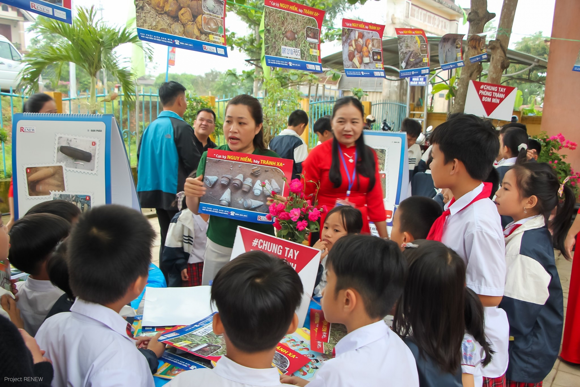 Explosive ordnance risk education for students in Quang Tri Explosive ordnance risk education for students in Quang Tri
