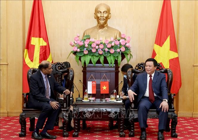 Vietnam Academy of Politics Steps Ups Ties with Indian, Singaporean Partners Vietnam Academy of Politics Steps Ups Ties with Indian, Singaporean Partners