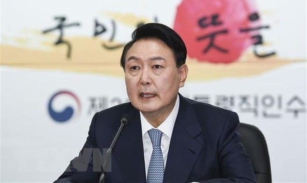 RoK’s President-elect Invites the Vietnamese President to Visit in 2022 RoK’s President-elect Invites the Vietnamese President to Visit in 2022