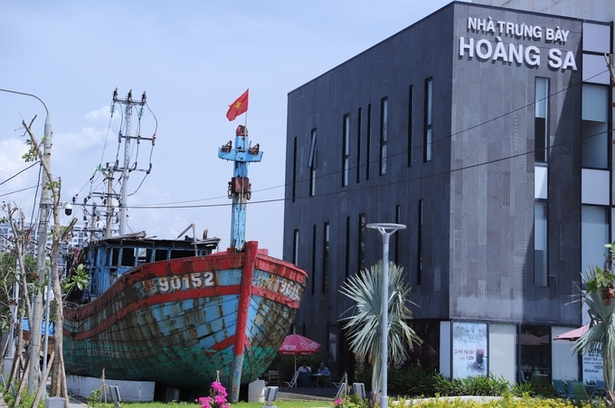 A fishing boat sunk in East Sea, Vietnam asks China not complicate situation a fishing boat sunk in east sea vietnam asks china not complicate situation