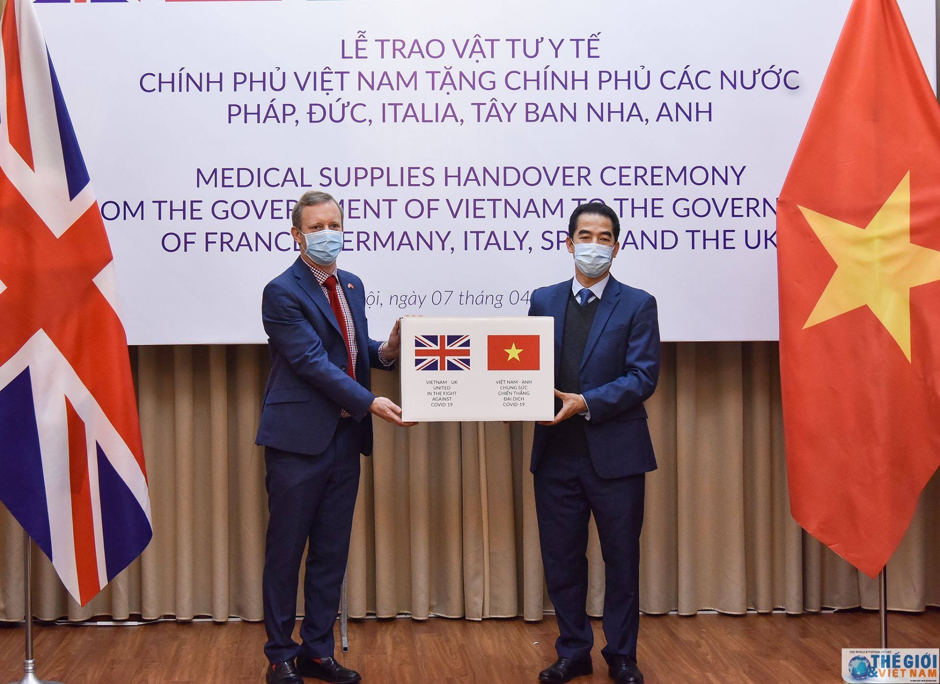 Vietnam gifts 550,000 face masks to EU countries in coronavirus fight vietnam gifts 550000 face masks to uk france germany italy spain