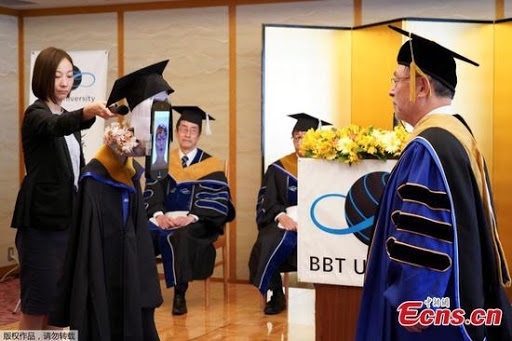 Robots replace Japanese students for graduation amid COVID-19 crisis robots replace japanese students for graduation amid covid 19 crisis