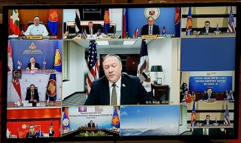 indonesian foreign minister urges all parties to respect international law in east sea