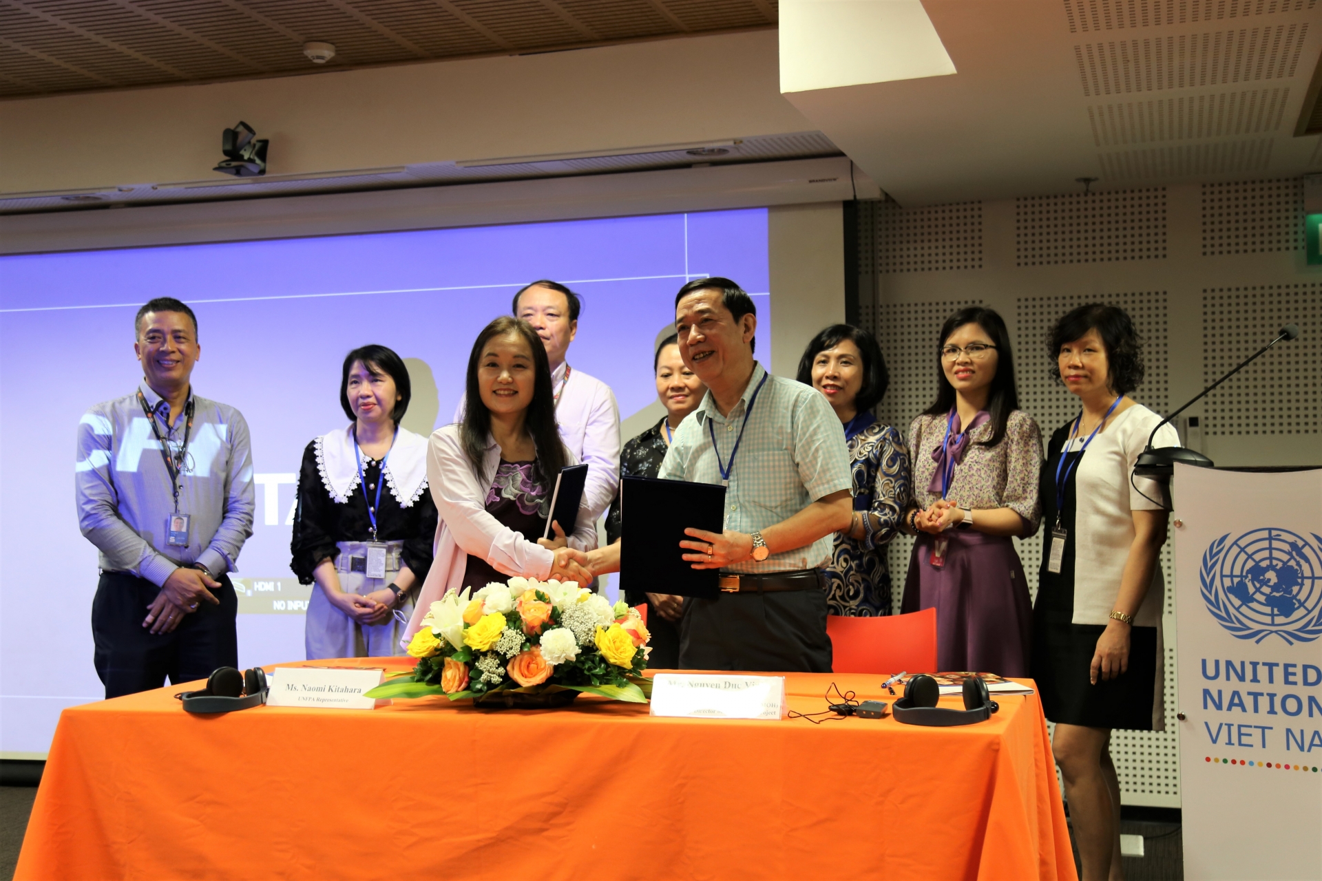 Fetal heart rate monitors handed over to Central Highland and Central Provinces' hospitals Fetal heart rate monitors handed over to Central Highland and Central Provinces' hospitals