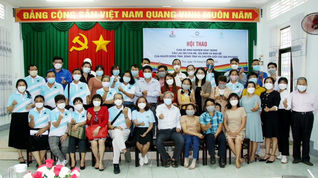 Project Helps LGBT Youths from 3 Cities, Province in Service Access