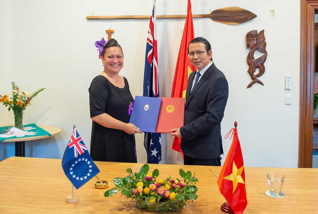 Vietnam, Cook Islands Establish Diplomatic Relations on April 26 Vietnam, Cook Islands Establish Diplomatic Relations on April 26