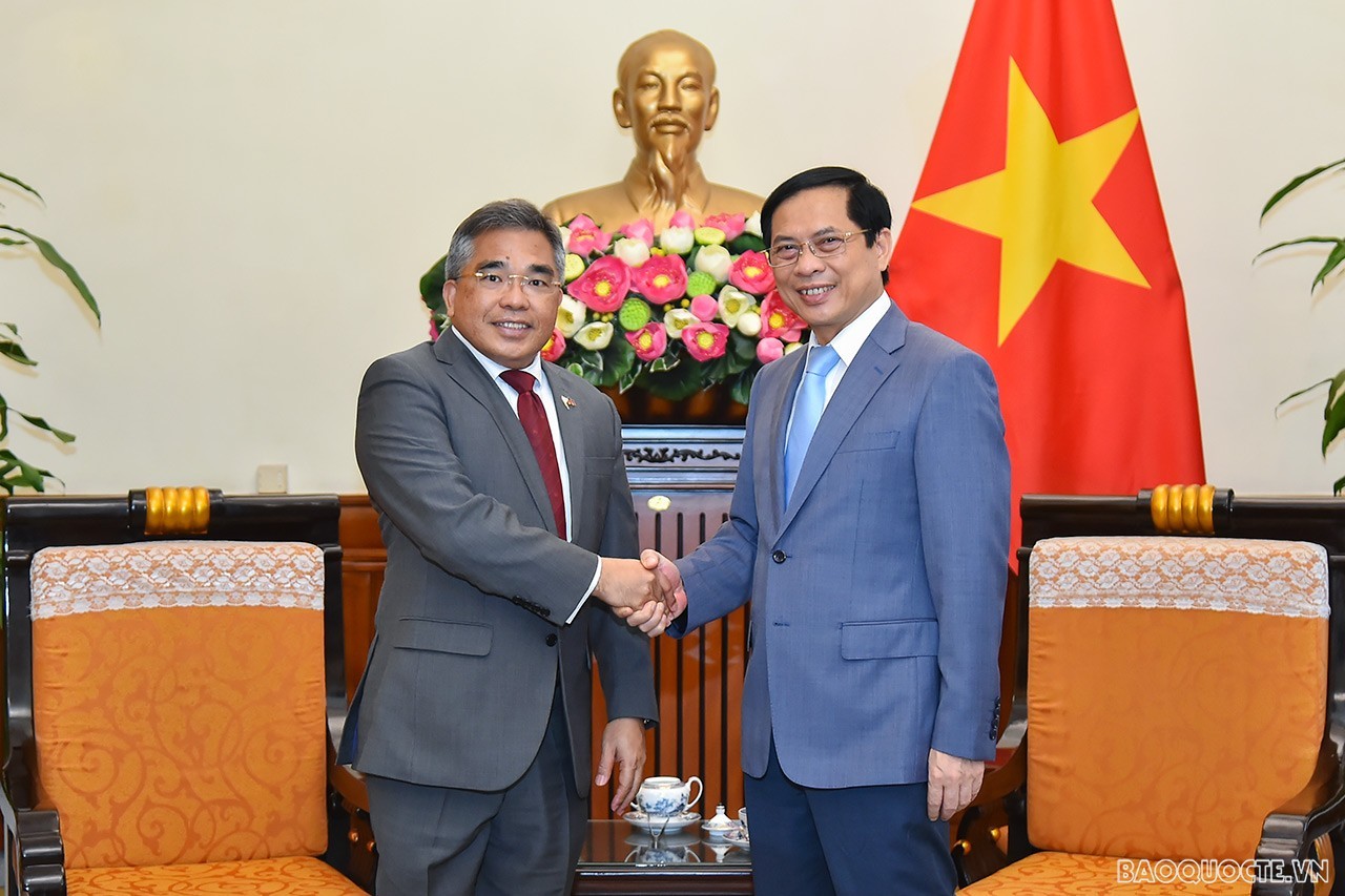 Vietnam Suggests The Philippines to Continue Facilitate Rice Imports Vietnam Suggests The Philippines to Continue Facilitate Rice Imports