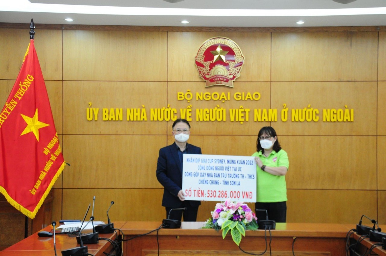 Vietnamese Community in Australia Raises Fund for Northern Province's Students Vietnamese Community in Australia Raises Fund for Northern Province's Students
