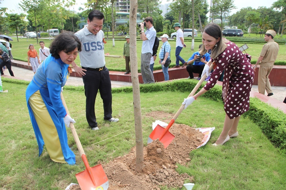 Russia’s Victory Day marked by tree planting event russias victory day marked by tree planting event