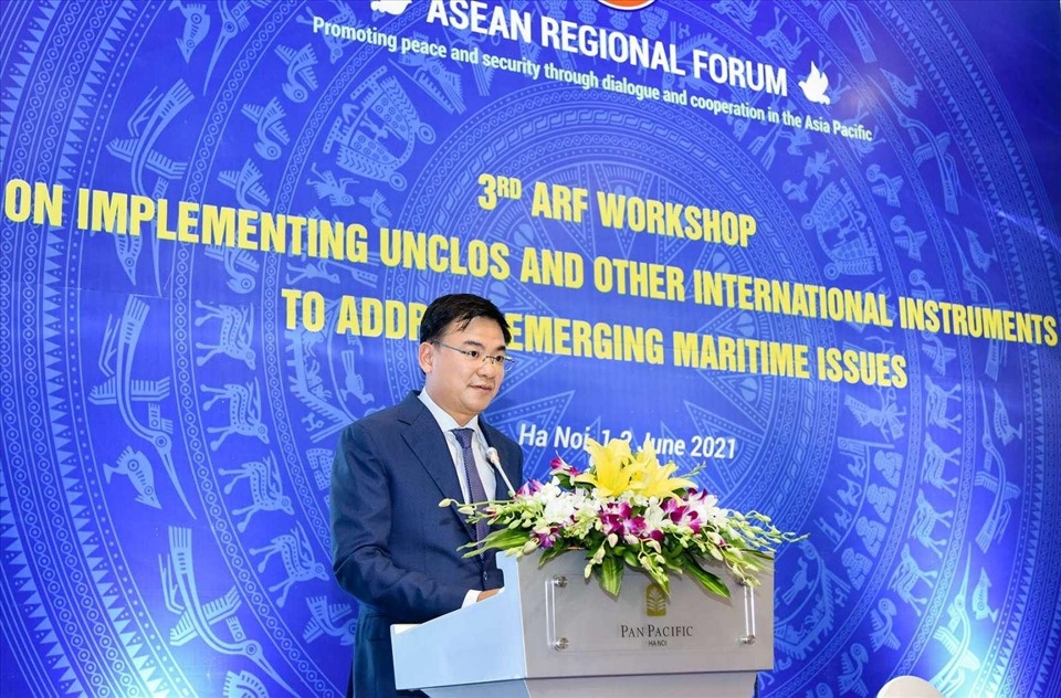 1982 UNCLOS a “Constitution” of the ocean 1982 UNCLOS a “Constitution” of the ocean