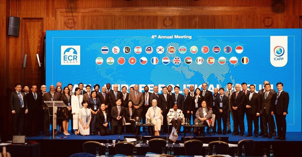 50 participants from 15 Asian countries at the 4th “Asia-Europe Political Forum” in Prague. 50 participants from 15 Asian countries at the 4th “Asia-Europe Political Forum” in Prague.