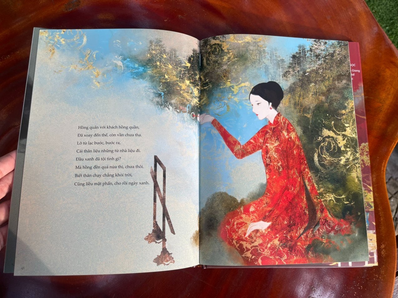 Art Book Illustrating Nguyen Du's Poems Truyen Kieu Released Art Book Illustrating Nguyen Du's Poems Truyen Kieu Released