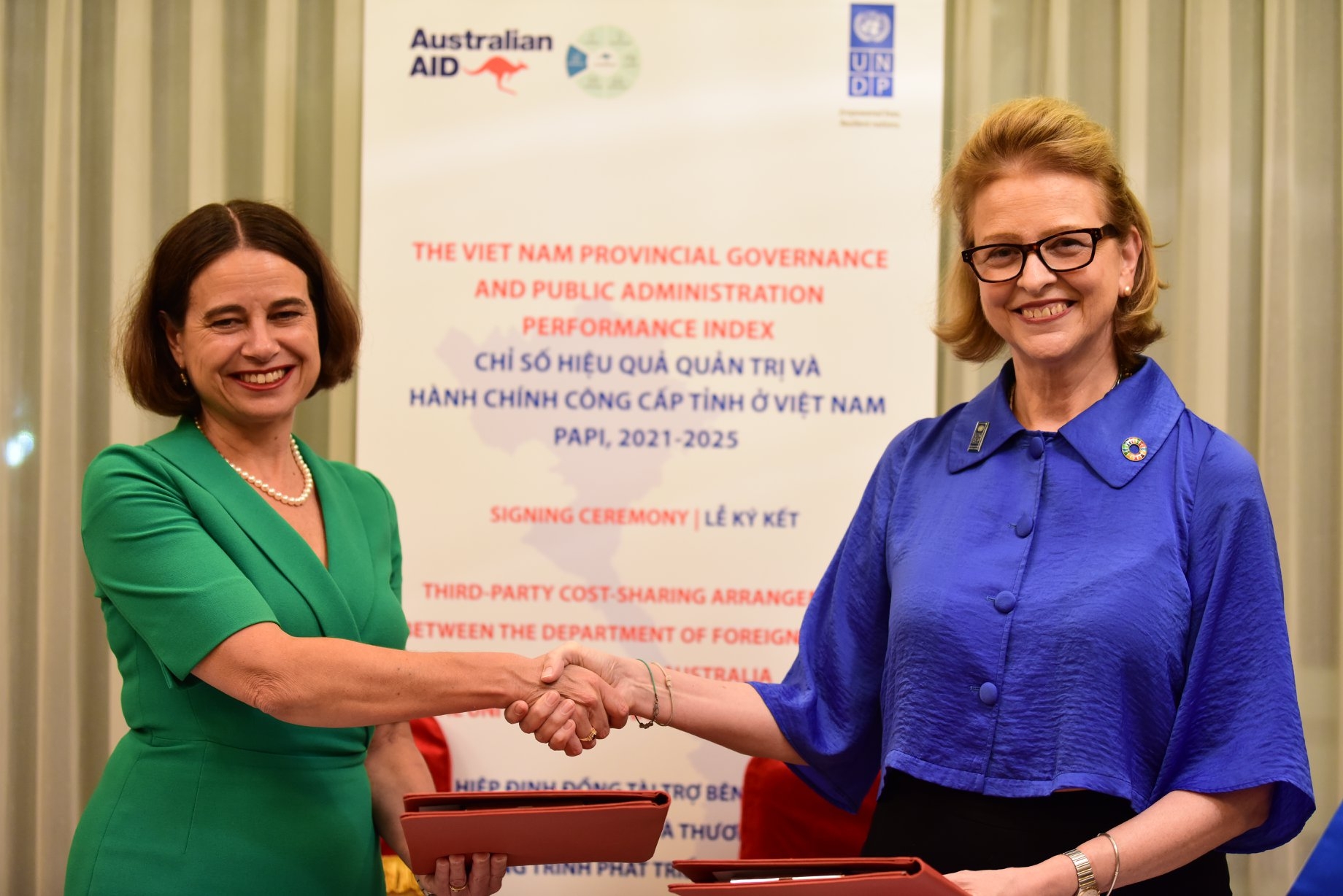 Australia provides additional funding to Vietnam’s public administration reform and improvement australia provides additional funding of usd 67 million to vietnams public administration reform and improvement