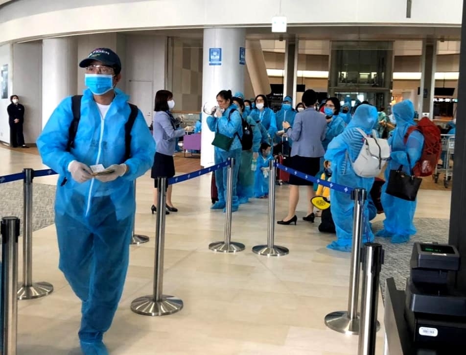 Third flight on July 25 brings over 190 citizens from Japan home third flight on july 25 brings over 190 citizens from japan home