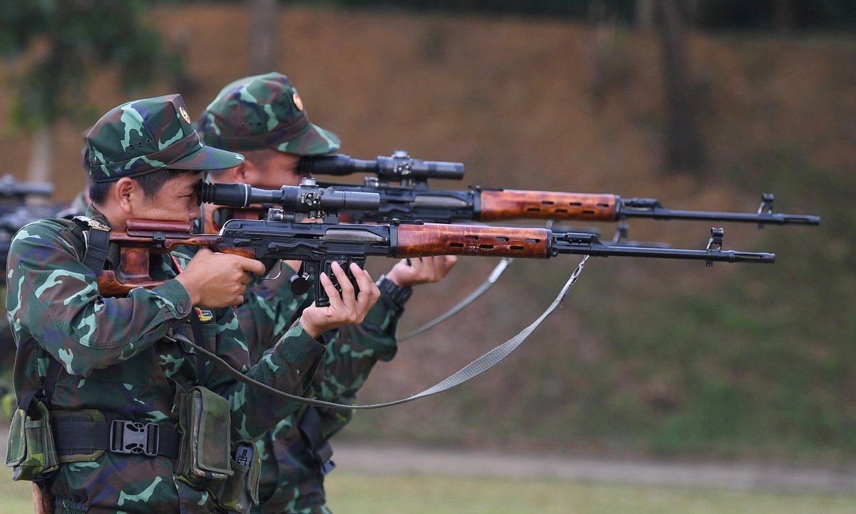 Vietnamese snipers determined and busy preparing for Army Games Vietnamese snipers determined and busy preparing for Army Games
