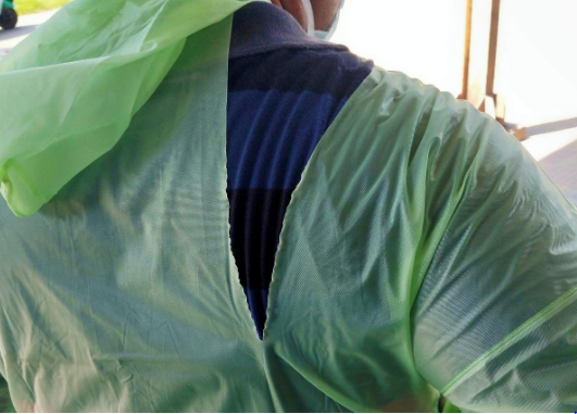 Indian man tests COVID-19 positive after stolen protective suit from hospital, thinking it is raincoat indian man tests covid 19 positive after stolen protective suit from hospital thinking it is raincoat