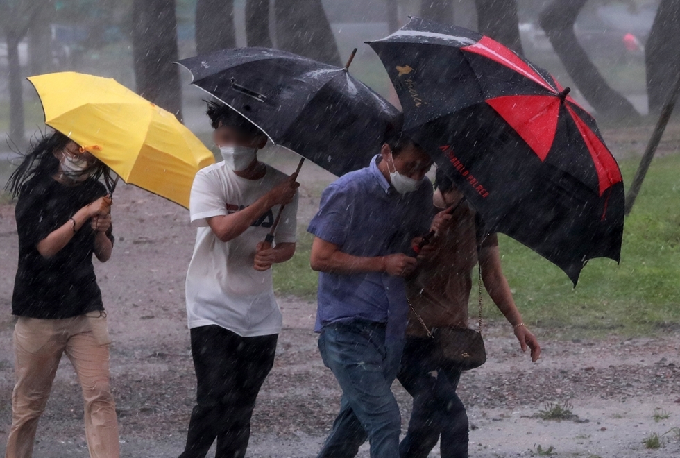Nearly 7 000 Korean people displaced by torrential rains Vietnam sends condolences nearly 7000 korean people displaced by torrential rains vietnam sends condolences