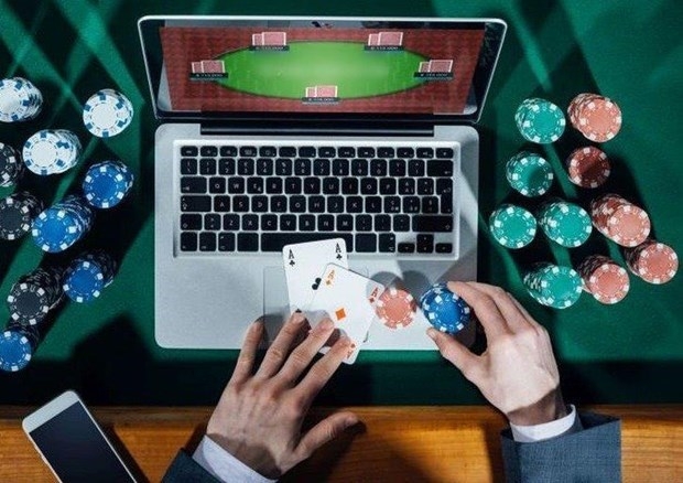Thua Thien Hue deports seven foreigners for online gambling thua thien hue deports seven foreigners for online gambling