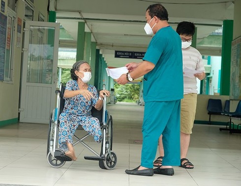 Vietnam's COVID-19 cases pass 1,000 mark Vietnam's COVID 19 cases pass 1,000 mark