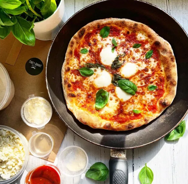 Lockdown Cooking: How To Make Pizza In A Frying Pan Lockdown Cooking: How To Make Pizza In A Frying Pan