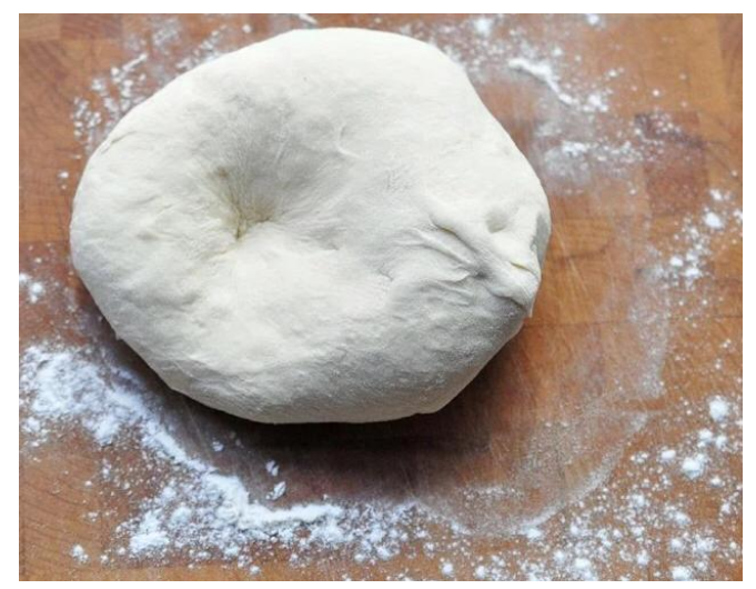 Lockdown Cooking: How To Make Pizza In A Frying Pan Lockdown Cooking: How To Make Pizza In A Frying Pan
