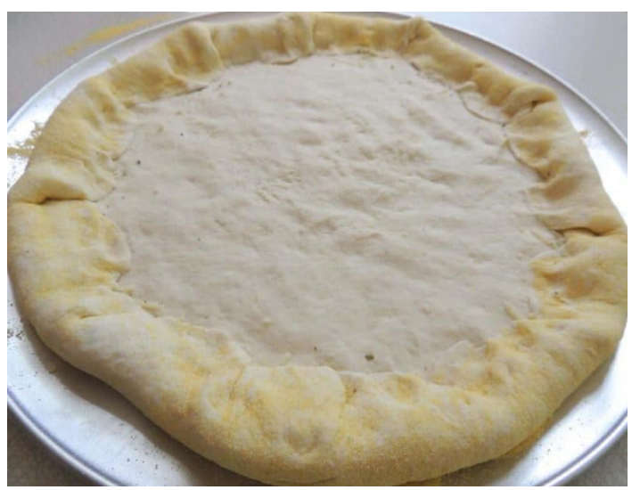 Lockdown Cooking: How To Make Pizza In A Frying Pan Lockdown Cooking: How To Make Pizza In A Frying Pan