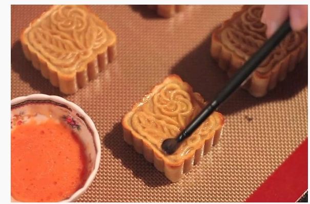 How To Make Baked Mooncakes At Home How To Make Baked Mooncakes At Home