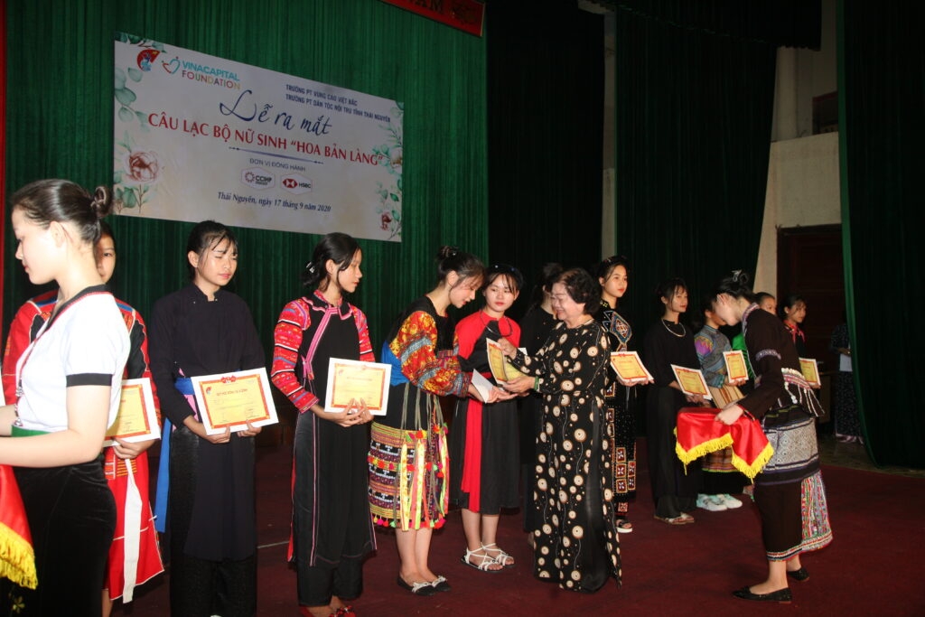 Ethnic minority female students supported by non-profit organizations for remaining in schools Scholarships assist ethnic minority girls