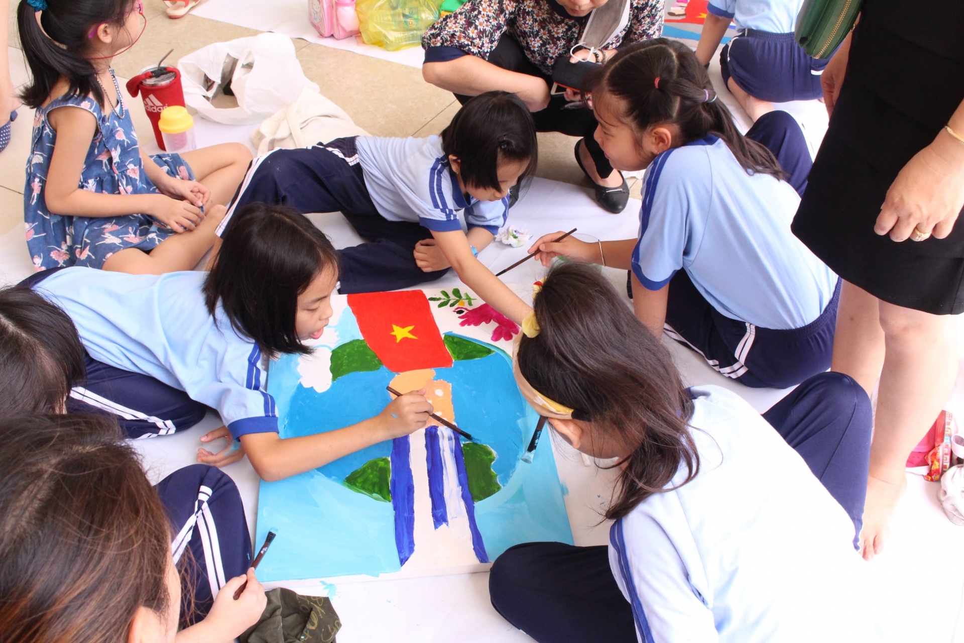 Painting contest marks Vietnam-Cuba ties for children across HCMC Painting contest marks Vietnam Cuba ties for children across HCMC