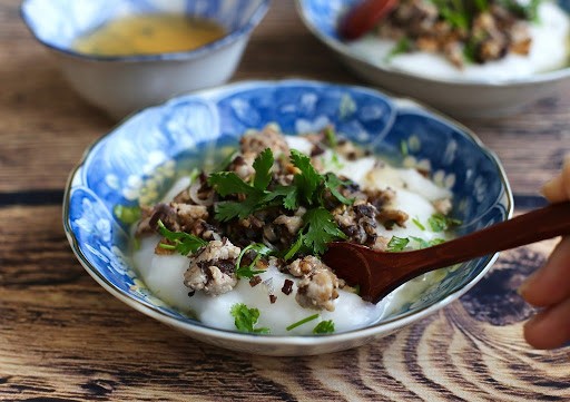 How to Make Banh Duc (Plain Rice Flan) From Leftover Rice How to Make Banh Duc (Plain Rice Flan) From Leftover Rice