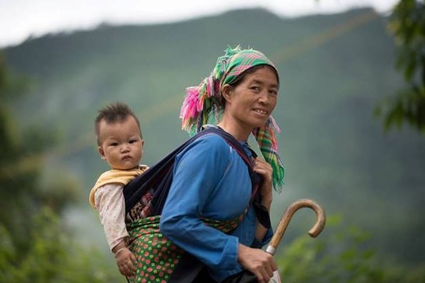 UNFPA Works to Reduce Maternal Mortality in Vietnam's Ethnic Minority Regions UNFPA Works to Reduce Maternal Mortality in Vietnam's Ethnic Minority Regions