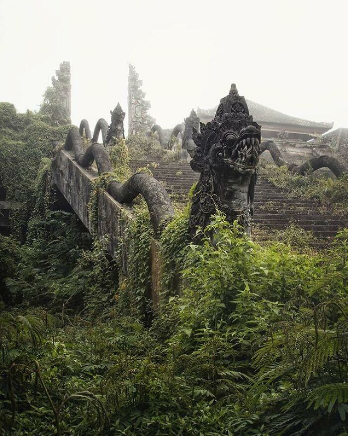 Most Breathtaking Forgotten Places Most Breathtaking Forgotten Places