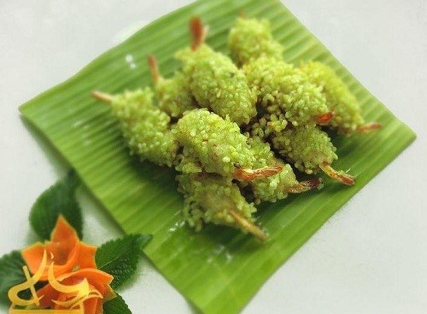 Discovering Me Tri’s Young Green Rice Making Craft - An National Intangible Cultural Heritages Discovering Me Tri’s Young Green Rice Making Craft - An National Intangible Cultural Heritages