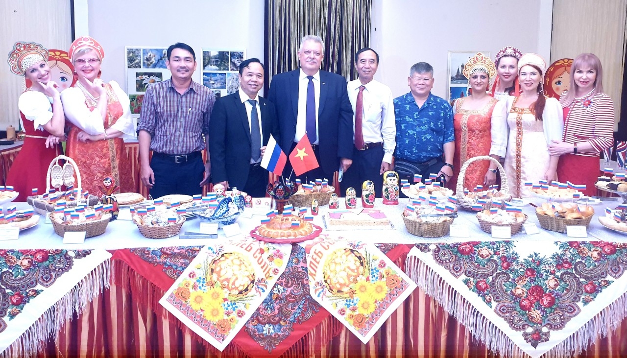 Vietnam – Russia cultural exchange held in southern province Vietnam – Russia cultural exchange held in southern province