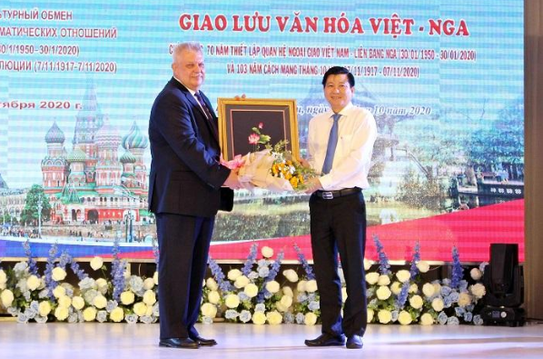 Vietnam – Russia cultural exchange held in southern province Vietnam – Russia cultural exchange held in southern province