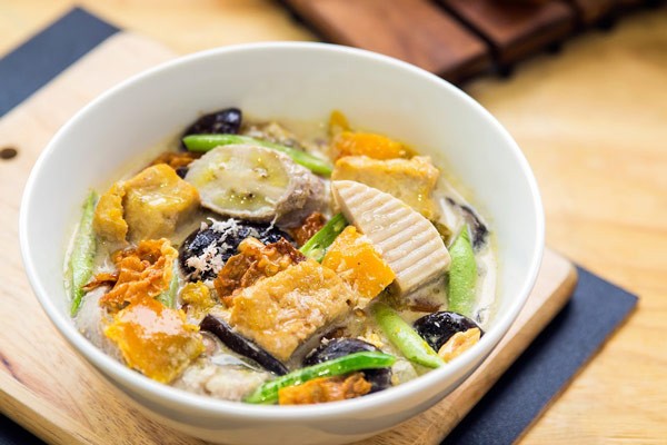 Finding the Best Vegetarian Dish in Vietnamese Cuisine Finding the Best Vegetarian Dish in Vietnamese Cuisine