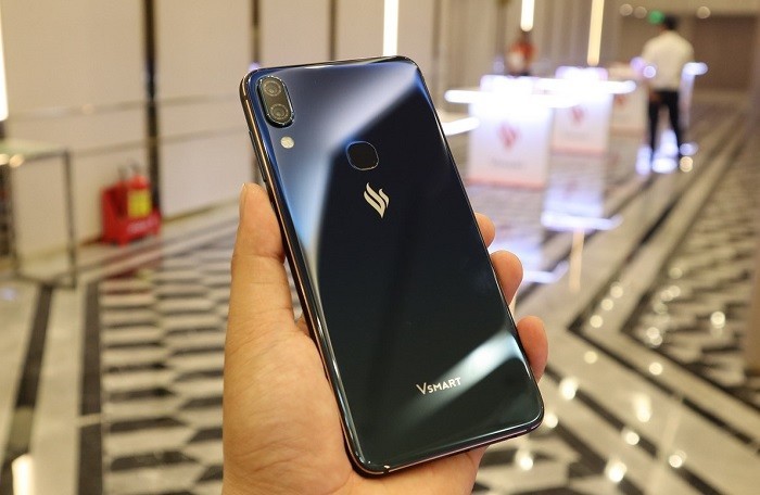 Why most Vietnamese don’t buy made-in-Vietnam smartphones? why most vietnamese dont buy made in vietnam smartphones