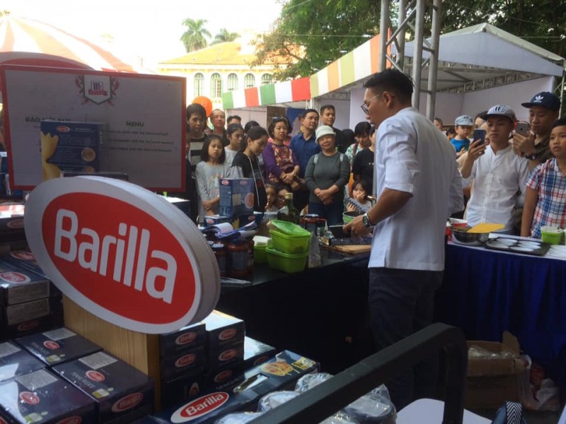 hanois ly thai to square turned into piazza italia