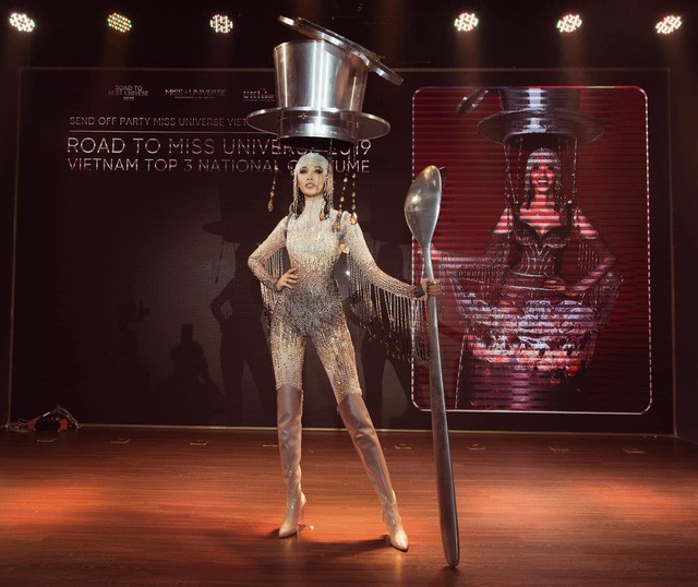 Hoang Thuy brings Vietnamese iced coffee to Miss Universe 2019 hoang thuy brings vietnamese iced coffee to miss universe 2019