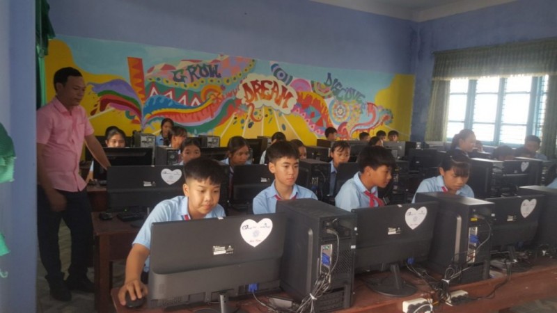 Thua Thien Hue: 130 international volunteers help improving children’s education environment thua thien hue 130 international volunteers help improving childrens education environment