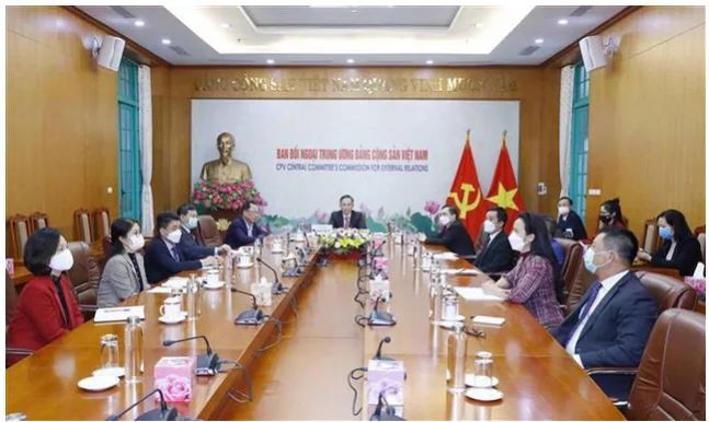 Vietnam, China Holds Online Conference on Party Building Vietnam, China Holds Online Conference on Party Building