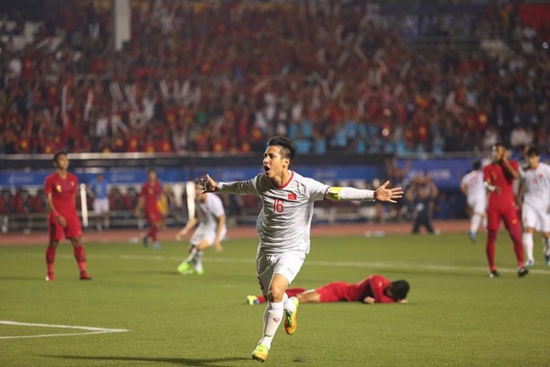 Vietnam claims first SEA Games gold medal in men's football vietnam claims first sea games gold medal in mens football