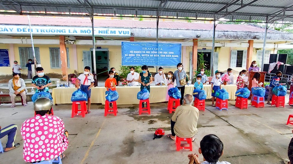 Kien Giang Union Mobilizes Fund For Local Brigde Kien Giang Union Mobilizes Fund For Local Brigde
