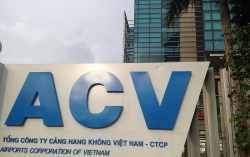 acv loi hua bot san bay va bi kich kho vi qua nhieu tien